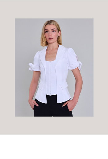 WHITE STRUCTURED ZIPPER VEST