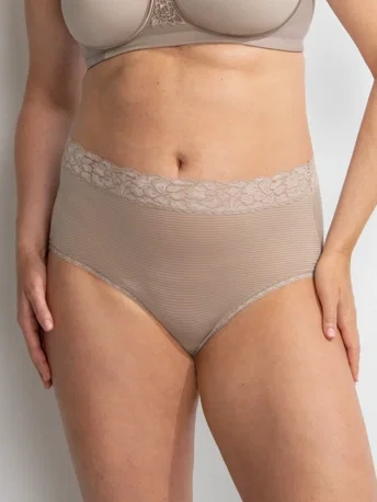 Image of Flattering Lace® Brief
