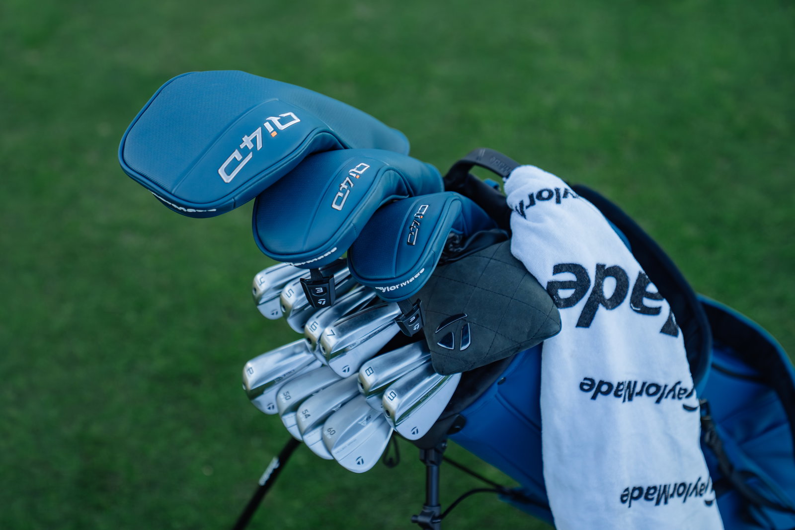 Full Set of Golf Clubs