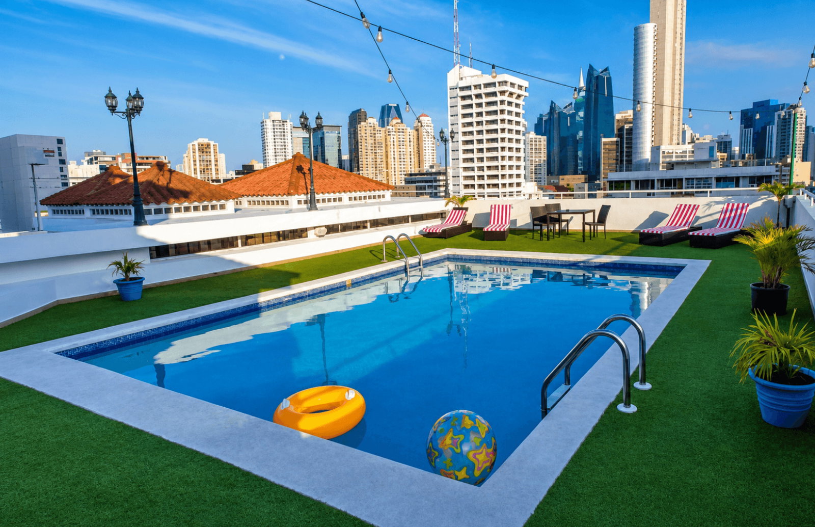 Sevilla Suites Apart Hotel