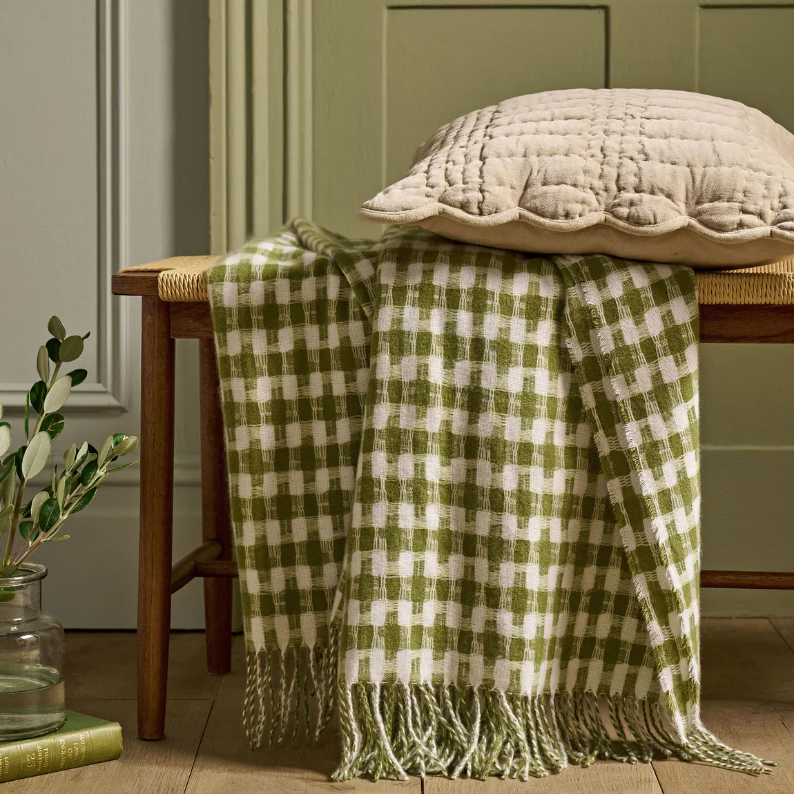 SUMMER SALE THROWS