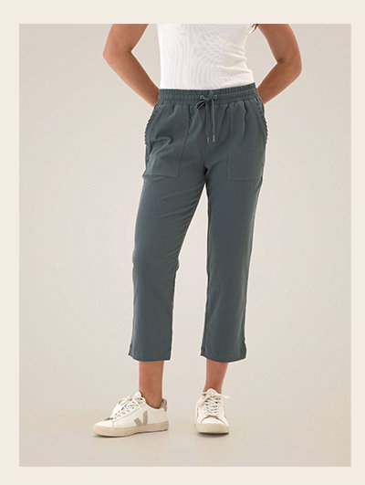 Linda Stretch Twill Capri Pant