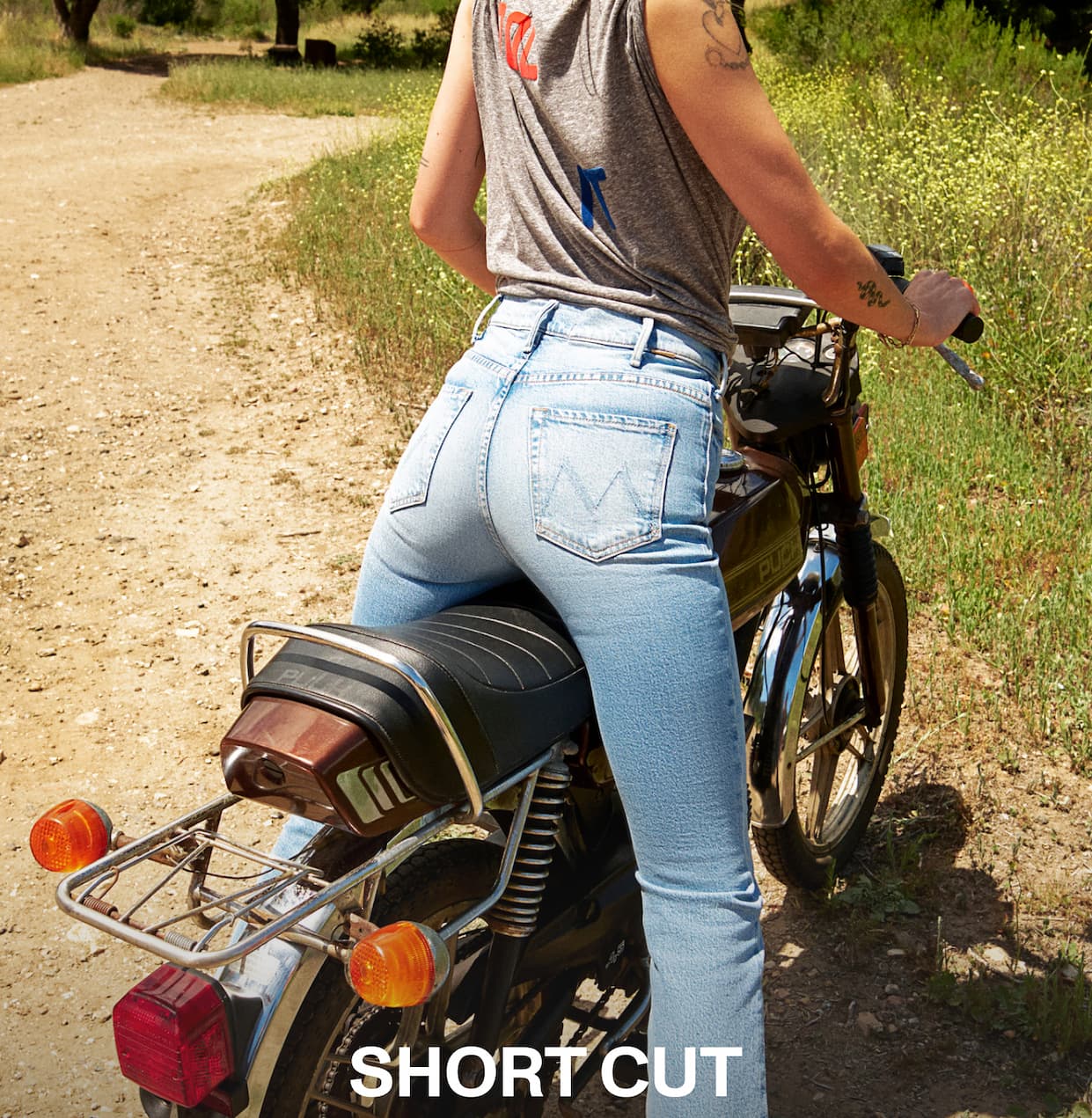 SHORT CUT 