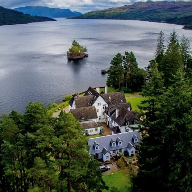 Finde eine Ferienunterkunft am Loch Lomond, Schottland.