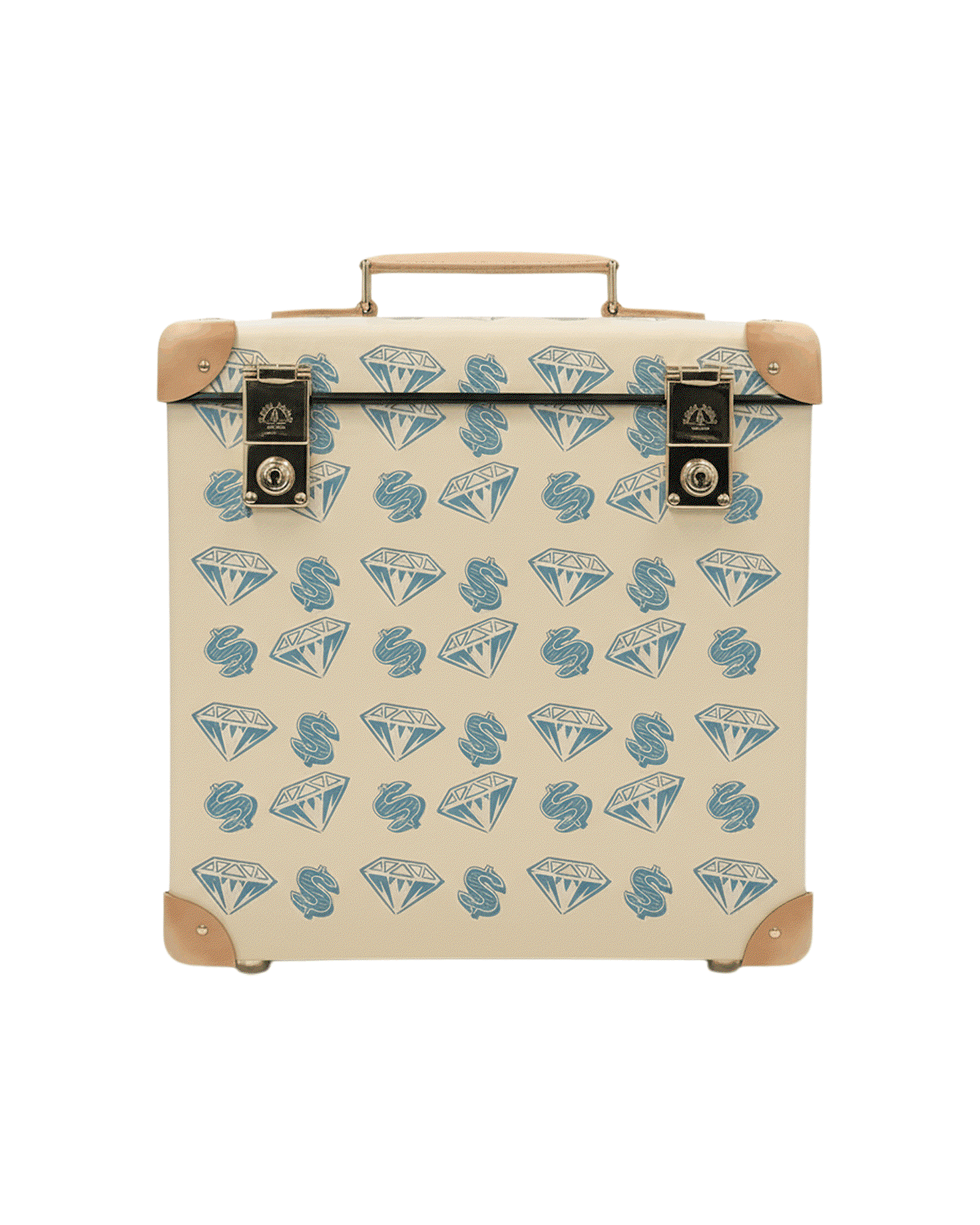 Globe-Trotter gif of product