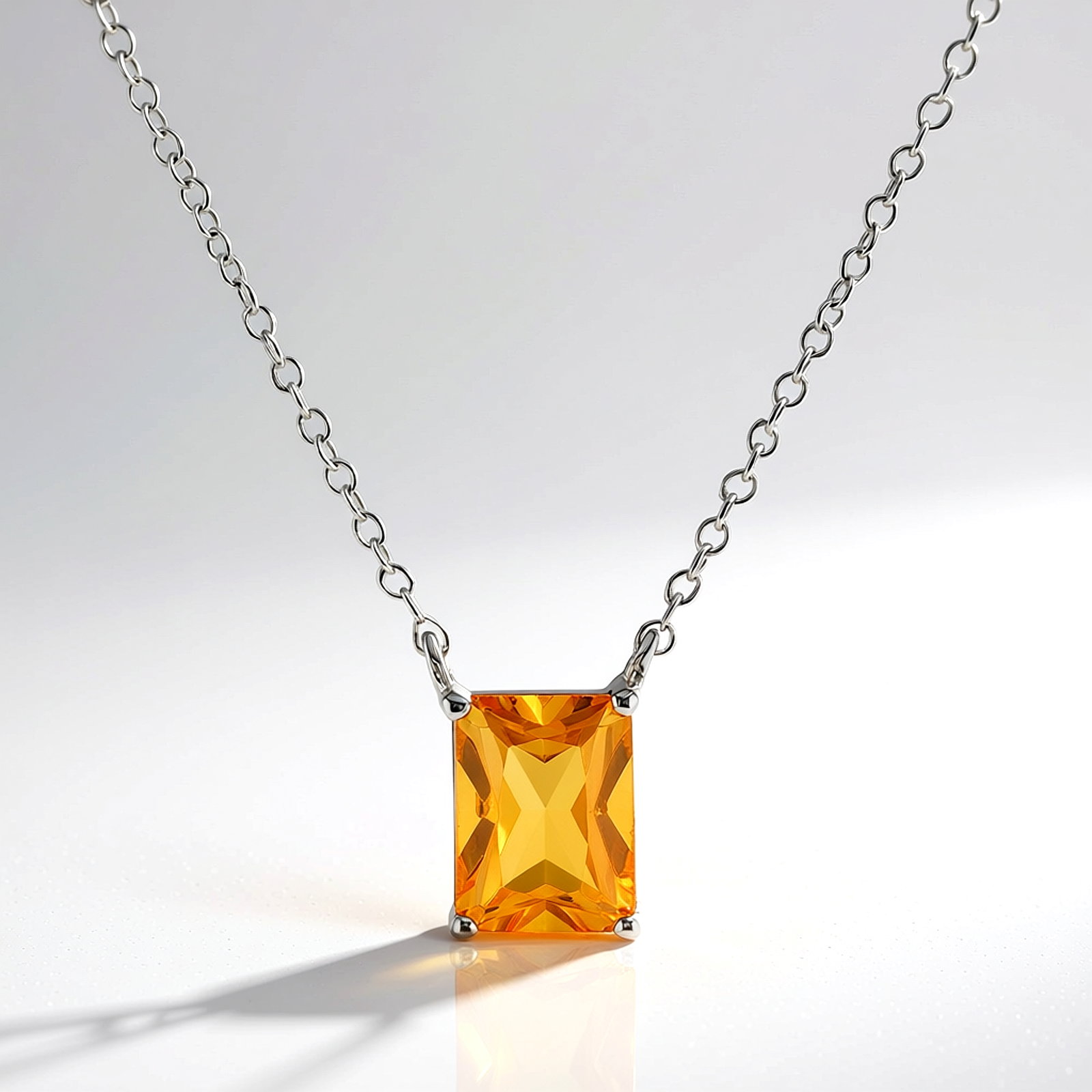 Zilveren ring met een Tanzania robijn