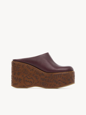 Maxime wedge mule