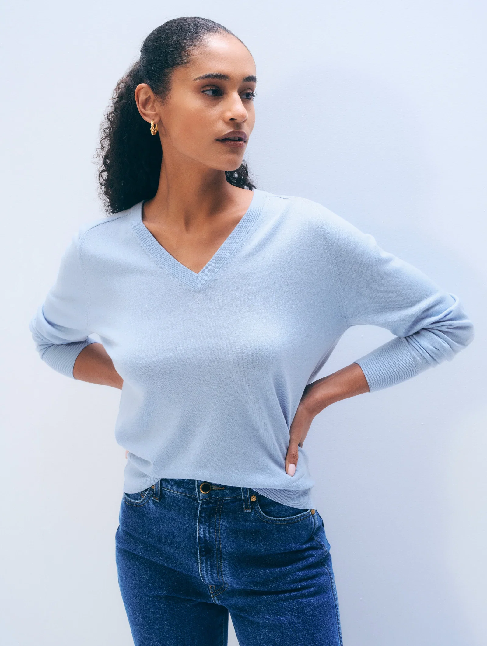 Image of Cashmere Linen Blend V Neck | Pastel Blue
