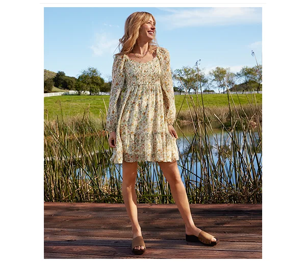 Model wearing maurices clothing.