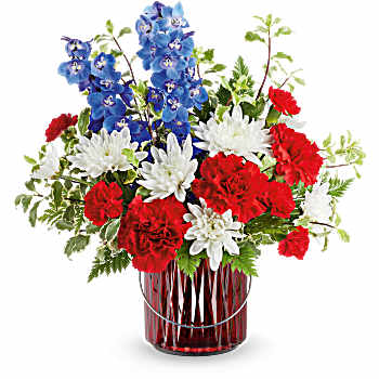 Teleflora's Elegant Blooms Bouquet