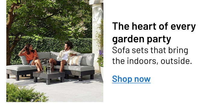 Sofa Sets that bring the indoors, outside.