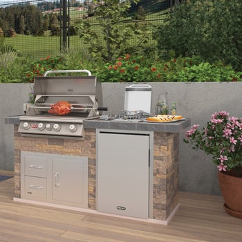 Bull Outdoor
Premium Pre-Built or Custom Outdoor Kitchens & Grills with White Glove Delivery