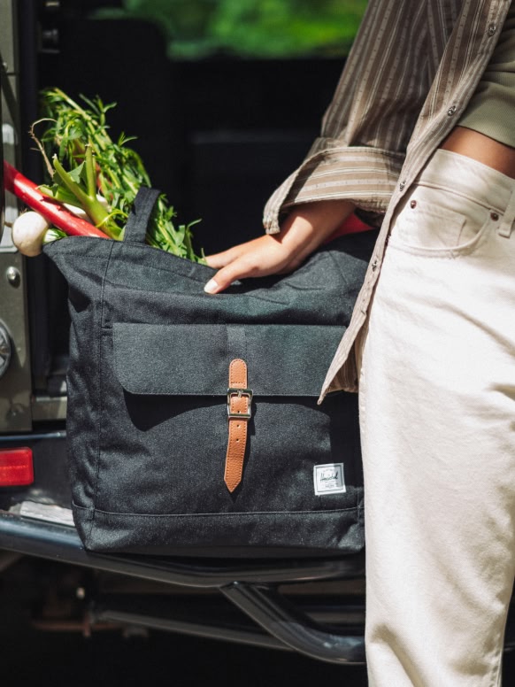 Retreat Tote - 20L
