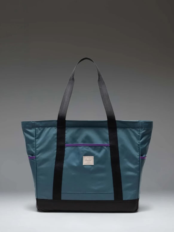 Nylon Herschel Heritage Tote - 24.5L