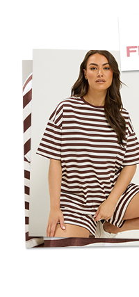 Ensemble t-shirt et short marron à rayures