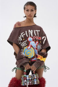 INFINITE COSMOS OVERSIZED GRAPHIC SWEATSHIRT