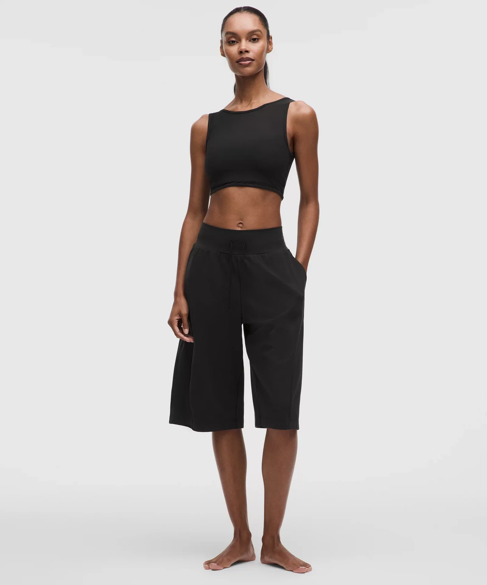 Groove Mid-Rise Relaxed Bermuda Short