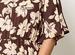 YOURS Gestuftes Maxikleid in Braun mit Blumenmuster