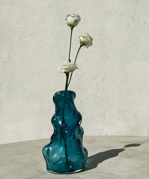 Bud Vase [Experiment]