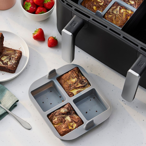 2 Lakeland Silicone Brownie Moulds