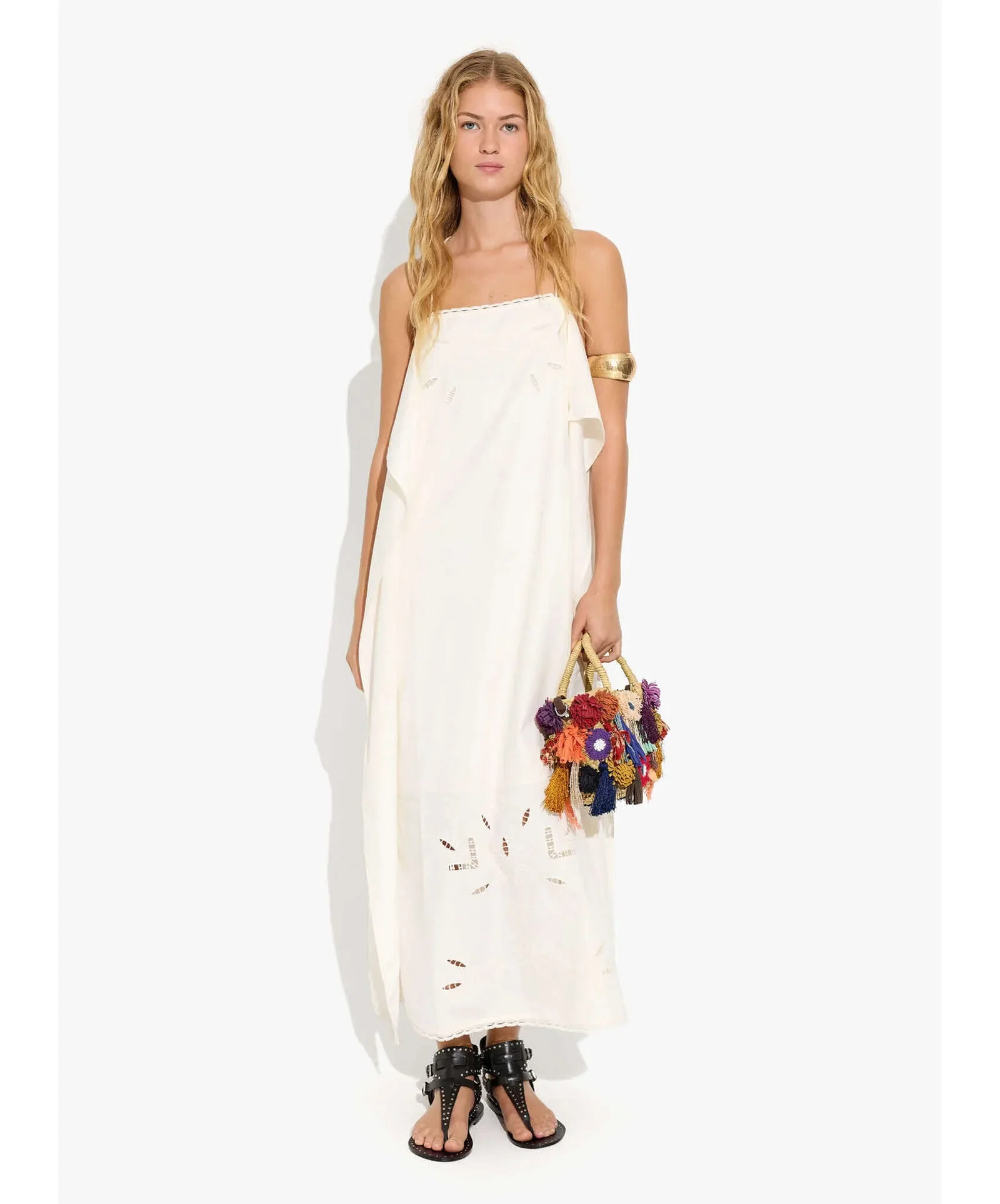 Dress with straps with 100% cotton embroidery