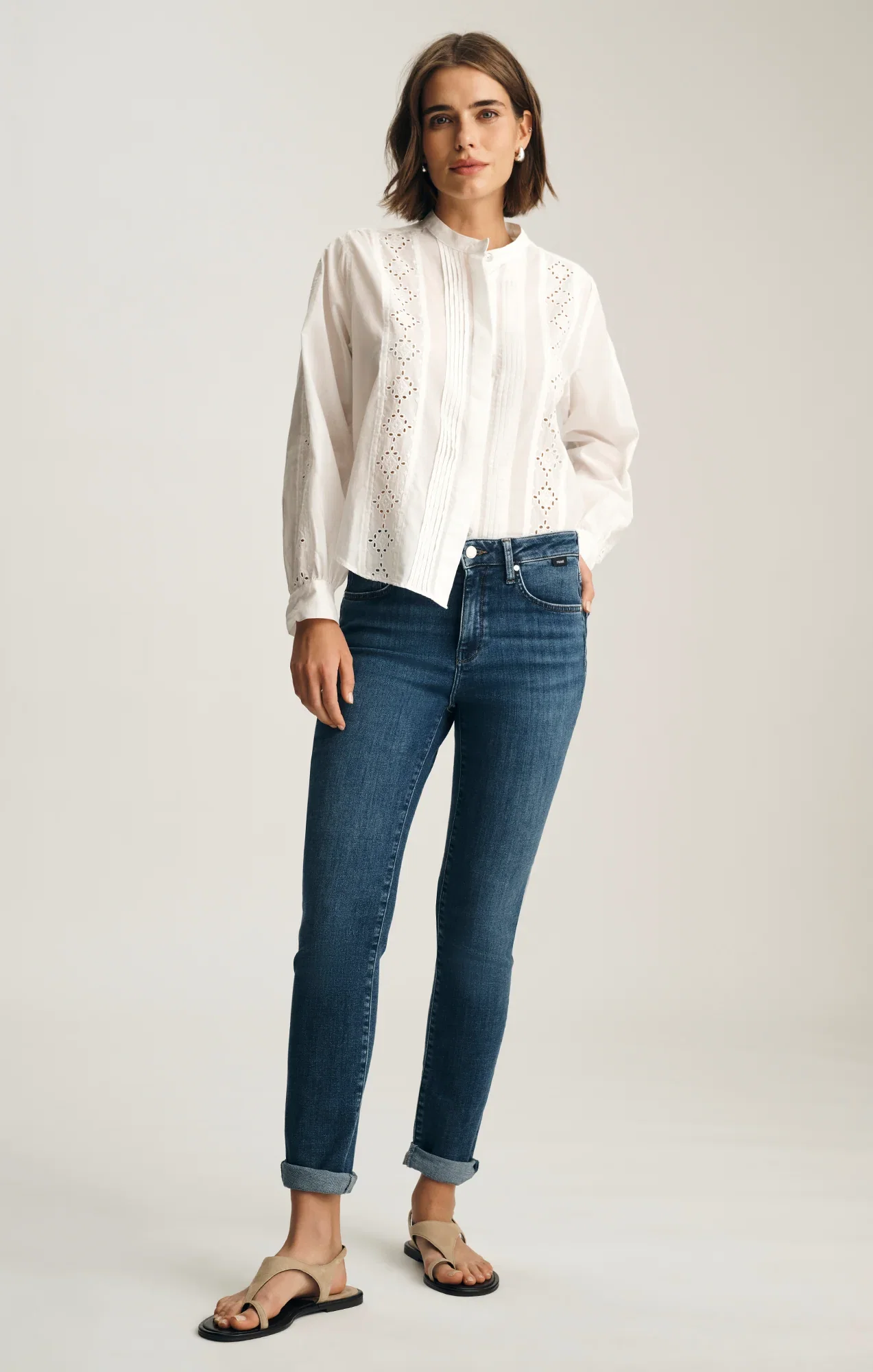 Image of KATHLEEN SLIM BOYFRIEND IN DARK BRUSHED FEATHER BLUE