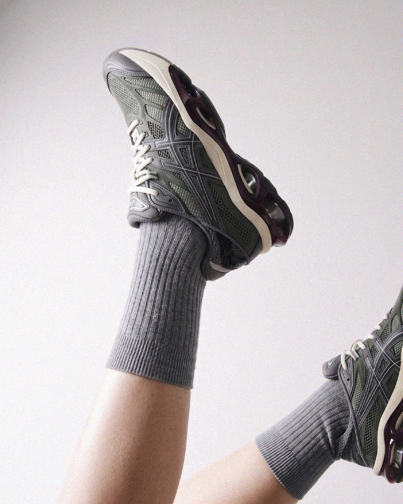 GEL-KINETIC 2.0.

La estética Y2K se encuentra con la innovación de ASICS. Su construcción técnica incorpora la amortiguación FF BLAST™️ PLUS y las cápsulas GEL®️ visibles para ofrecer una pisada suave, estable y preparada para el día a día.

Disponible en C/Paseo, 23_Ourense y en 4elementos.com

#4elementos #asics #gelkinetic #sneakers #newin