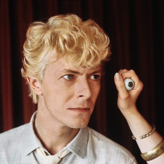 David Bowie Loupe Article