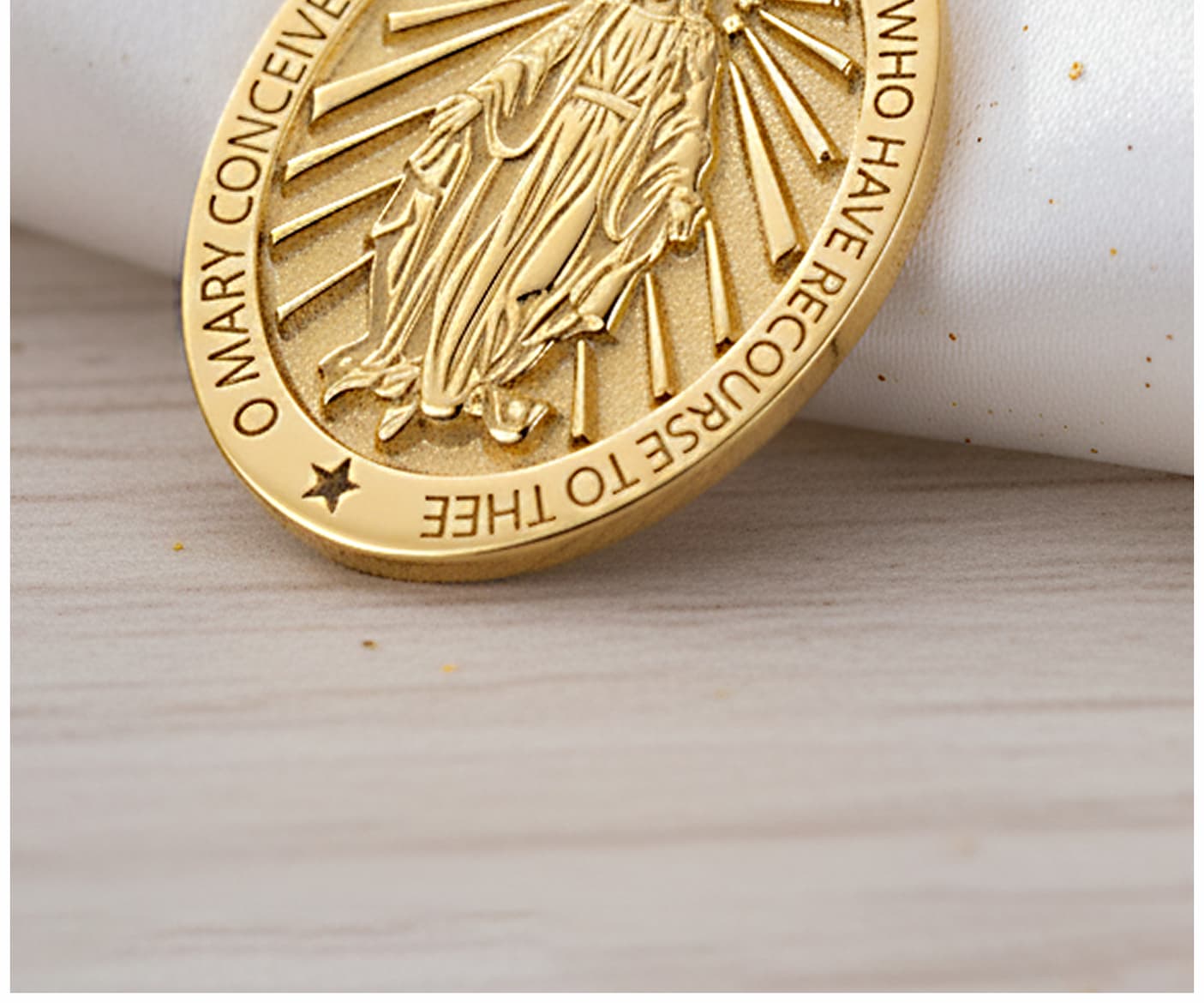 Saviour Jewelry