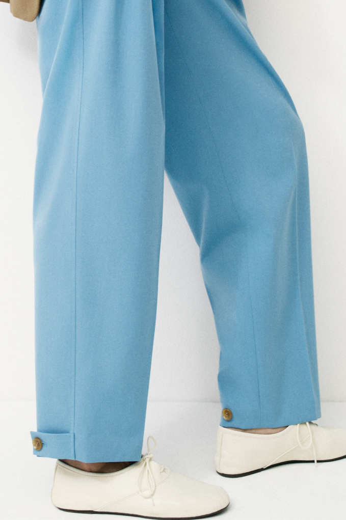 EXPLORE PLEAT PANT