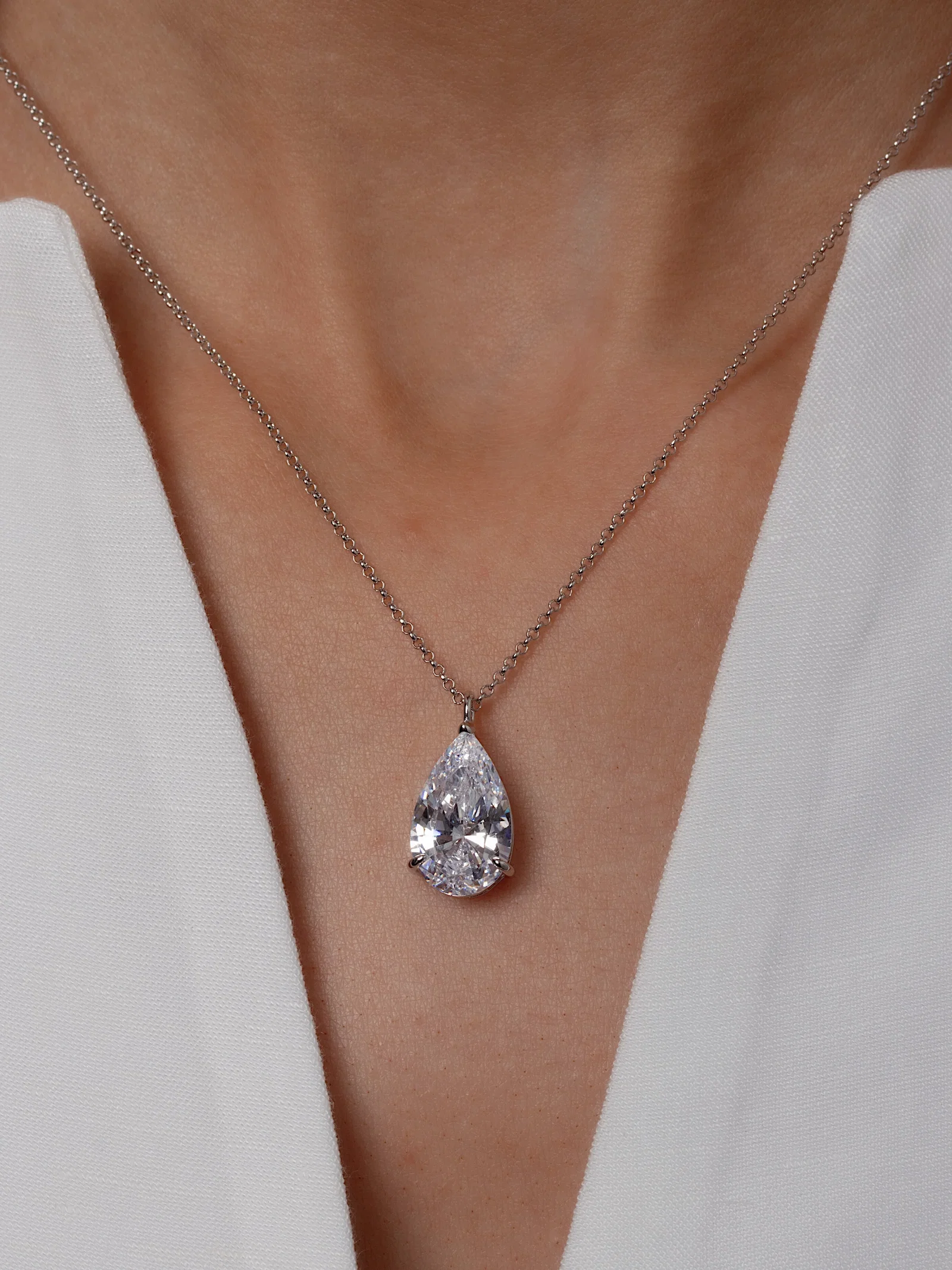 Image of Aurora Pendant Necklace