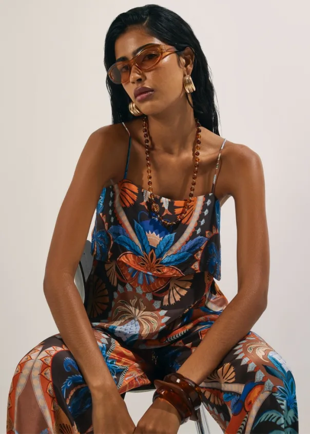 swimwear & beachwear