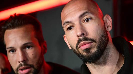 Zo gingen manosfeerprofeten Andrew en Tristan Tate te werk om vrouwen seksueel uit te buiten: “We hebben de boel verdomme veroverd”