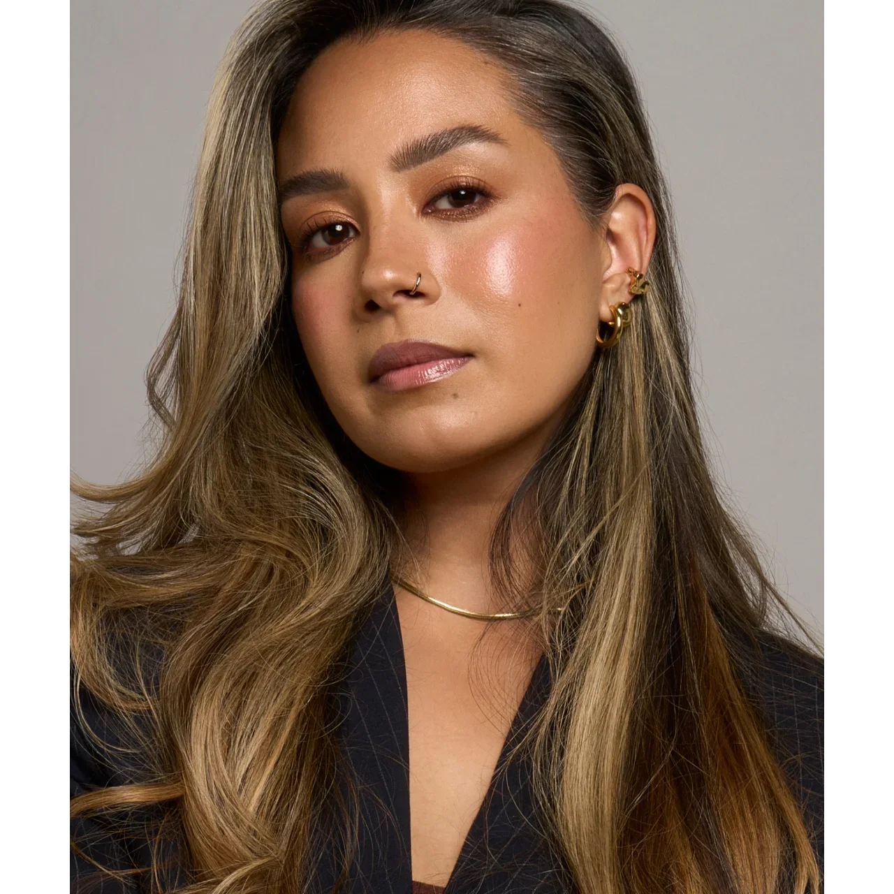 Close-up portrait of Bobbi Brown Pro Artist Zara Findlay showing glowing skin.