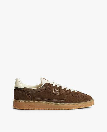 The Greenwich Wildleder Sneaker Mit Metallic Logo