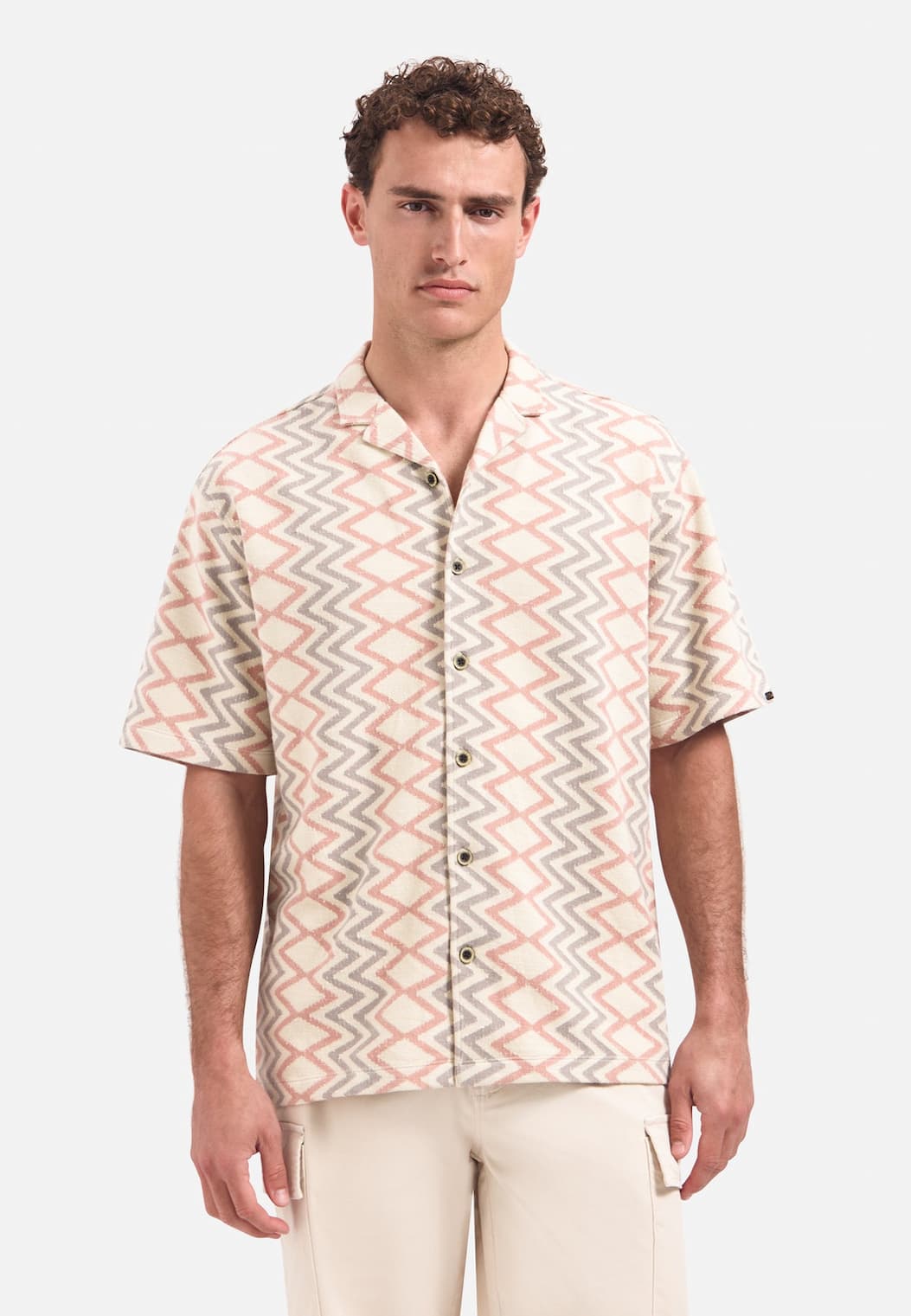 Short-sleeve shirt with zigzag print | Coral