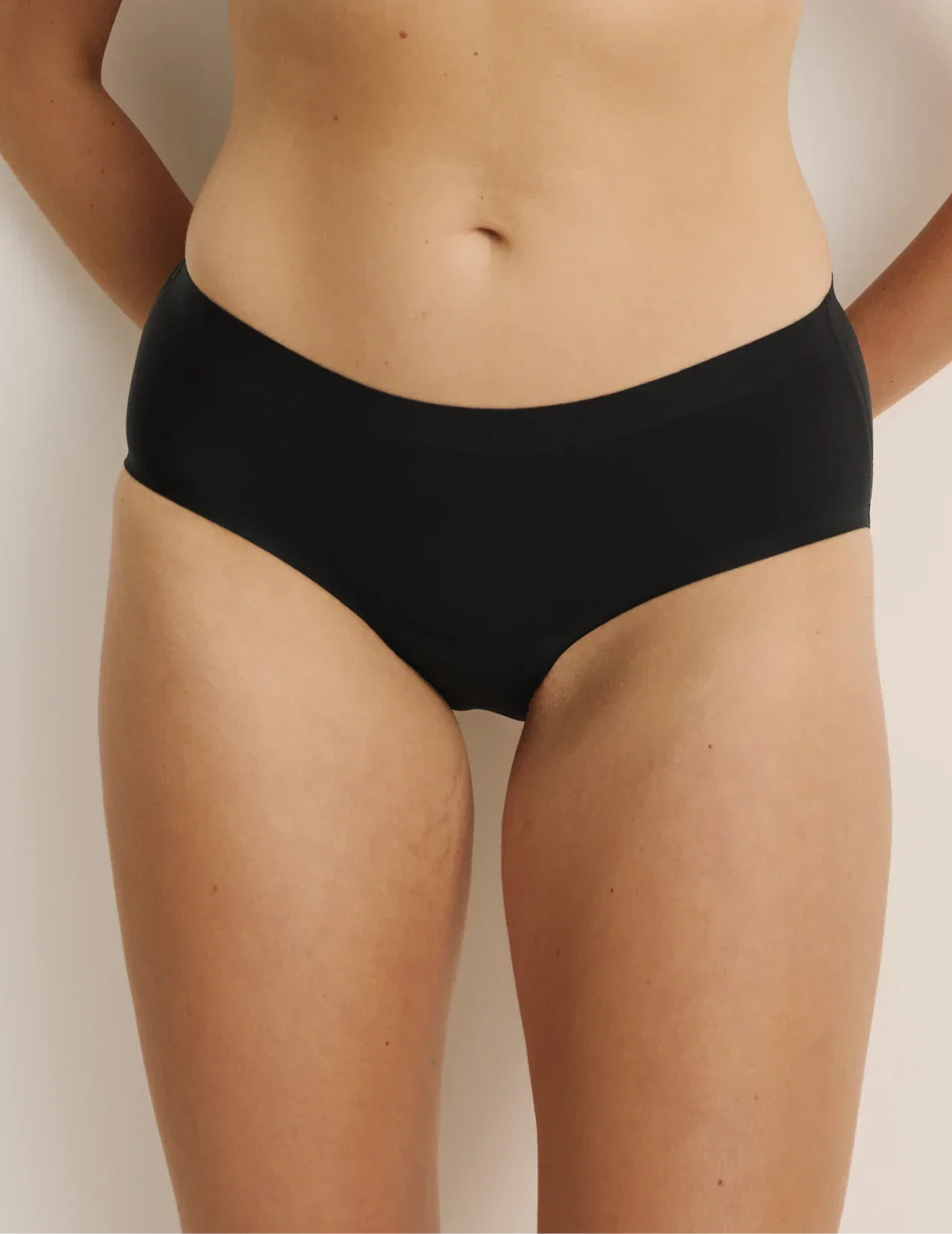 Image of Light Leakproof No-Show Boyshort