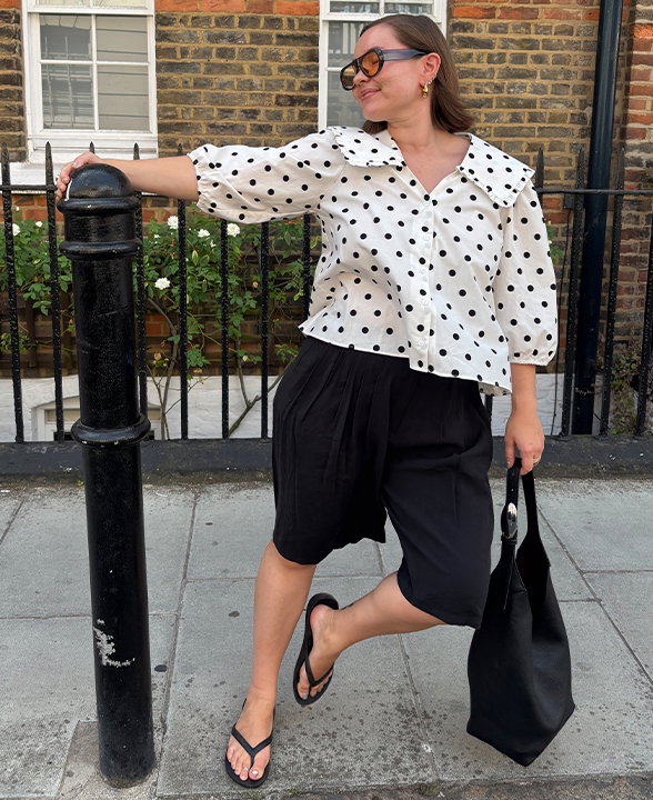 @marksandspencer_em wearing an Ivory Mix Pure Cotton Polka Dot Sailor Collar Shirt