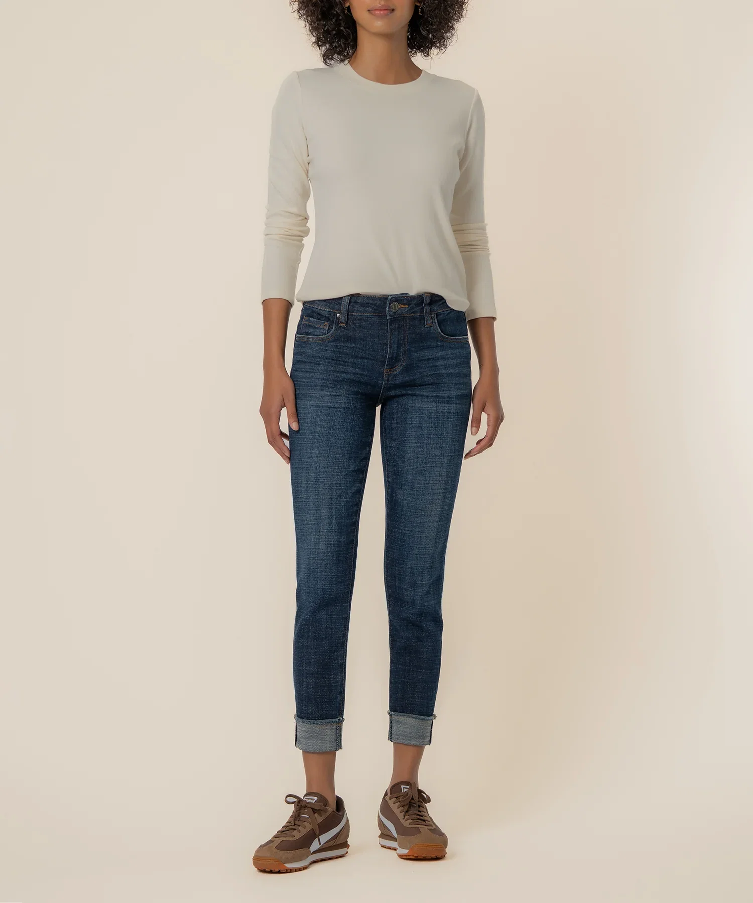 Image of Amy Crop Straight Leg in Acknowledging Wash