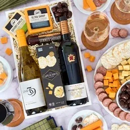 Image of Wine Party Picnic Gift Crate