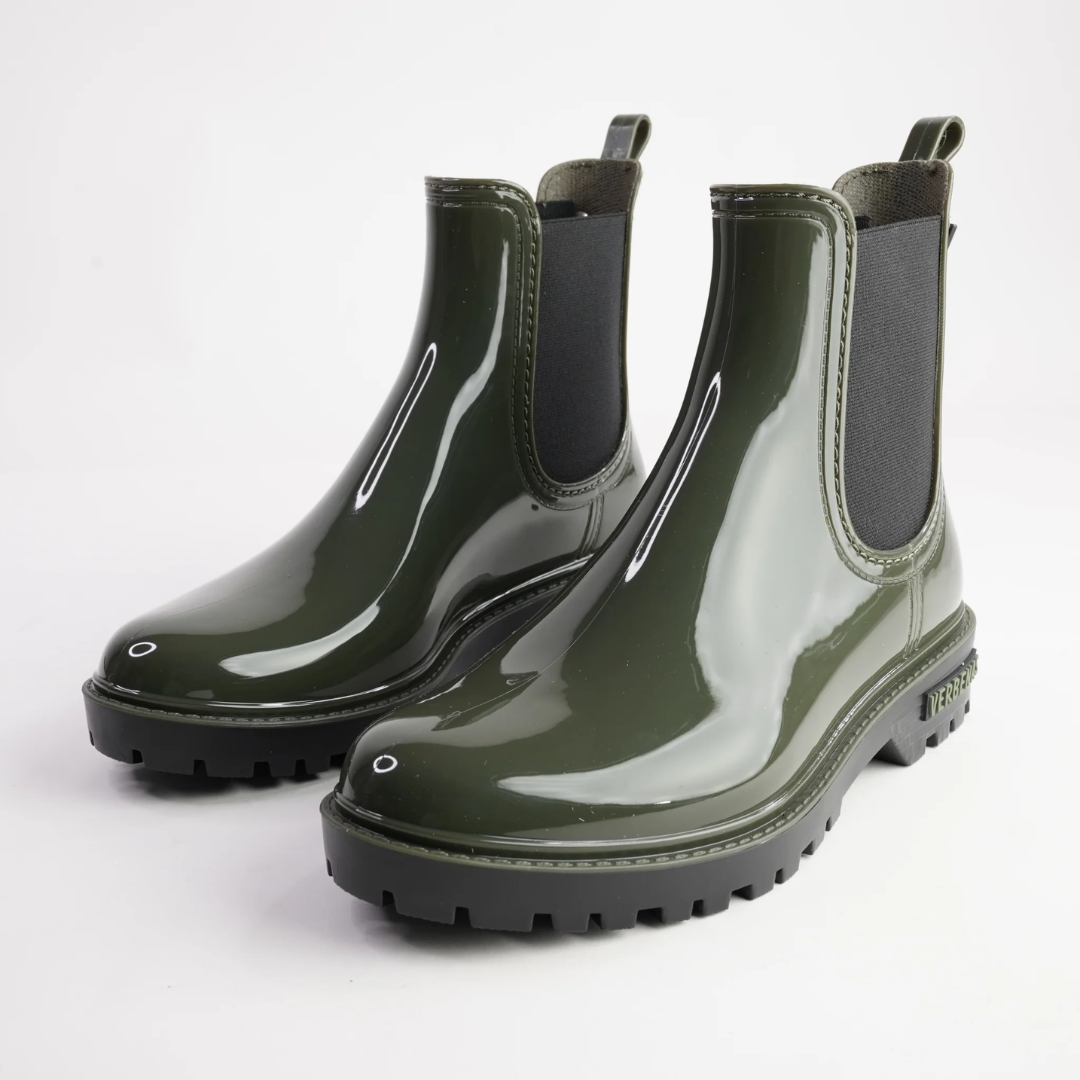 Olive Green Patent look