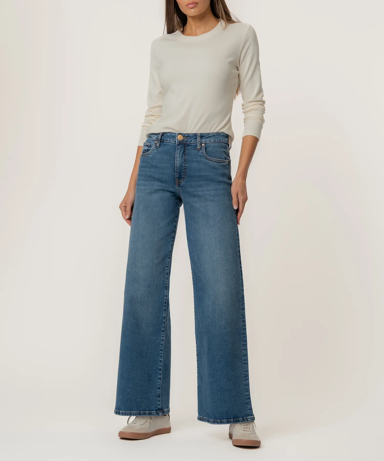 Image of Maya High Rise Wide Leg in Generous Wash