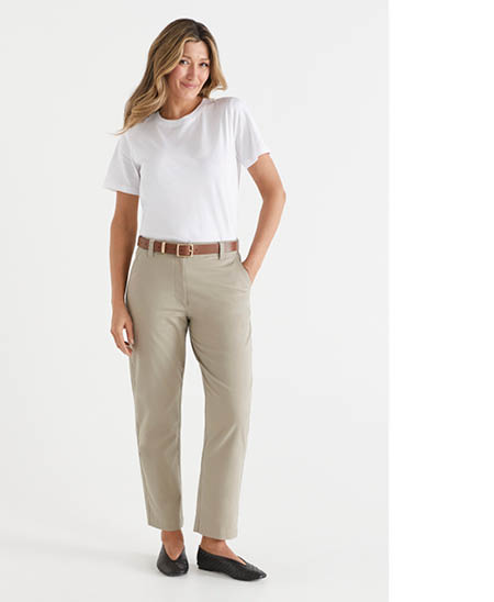 STRAIGHT LEG CHINO
