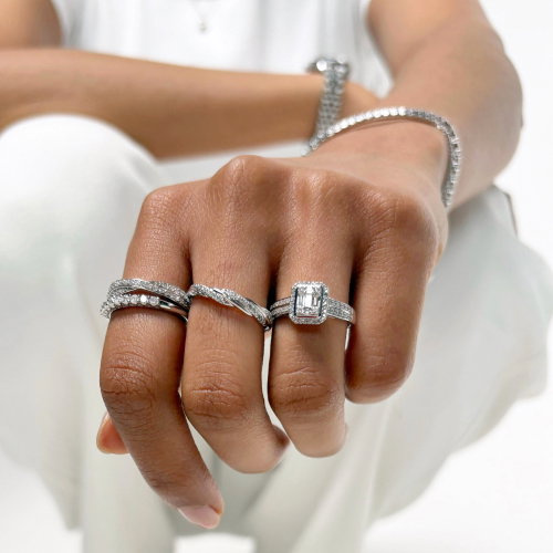 ALL EYES ON DIAMONDS