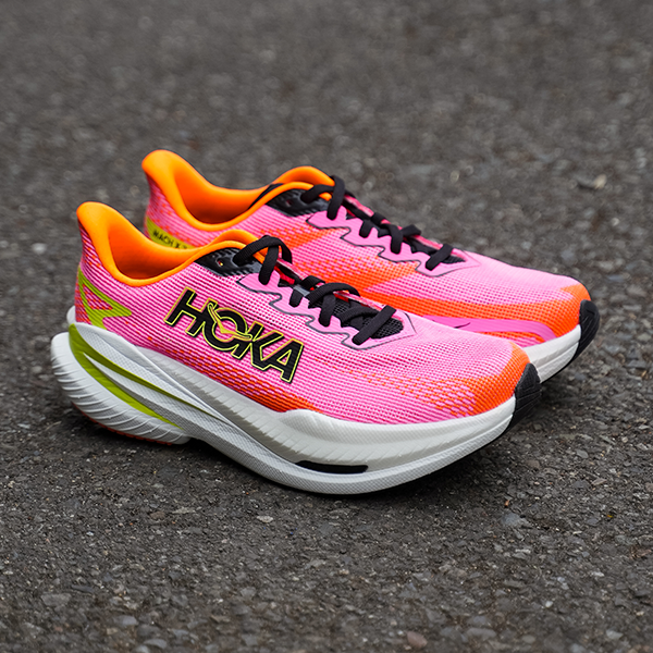 HOKA Mach X 3