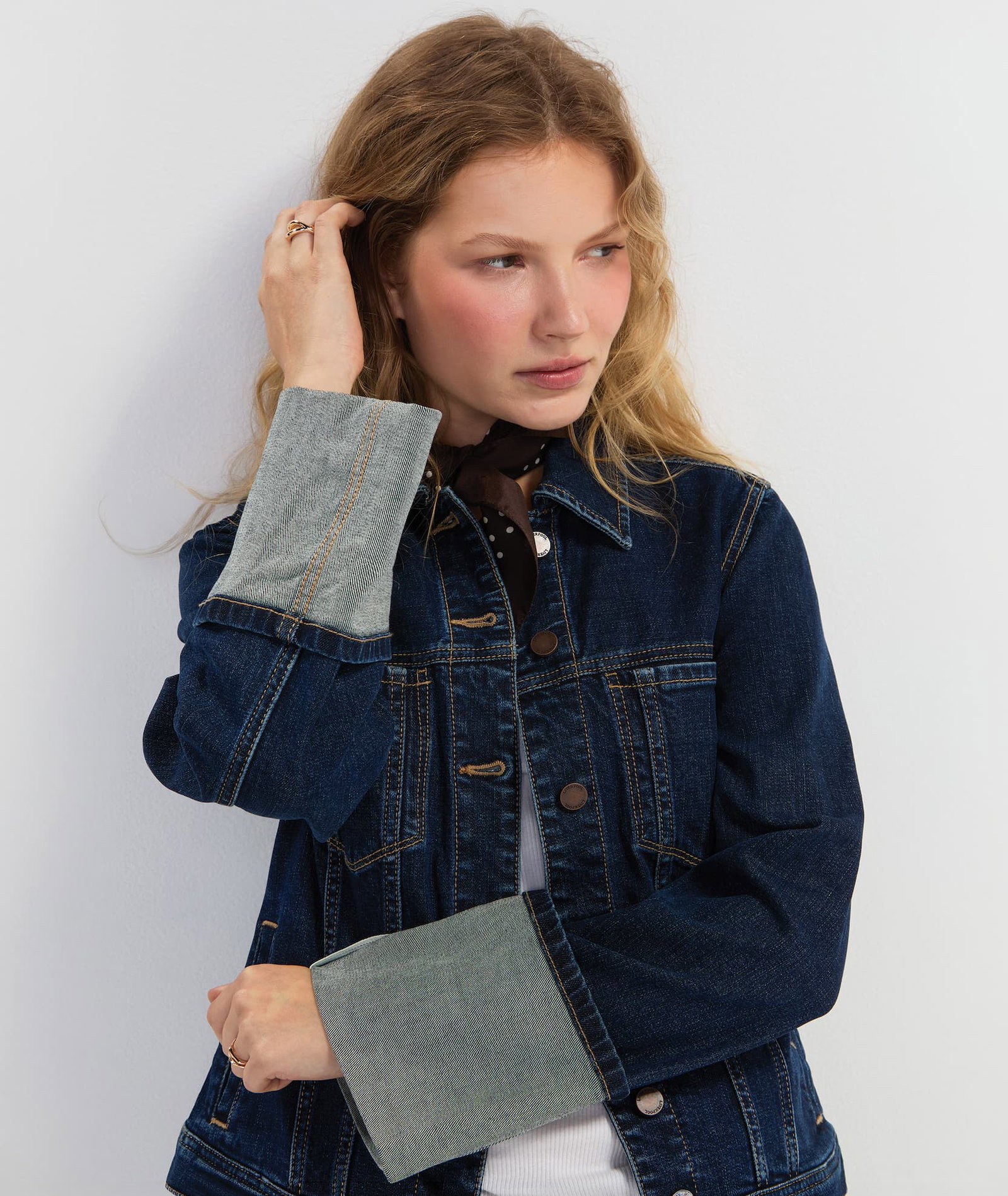 A refresh in Puff Sleeves. Shop Now