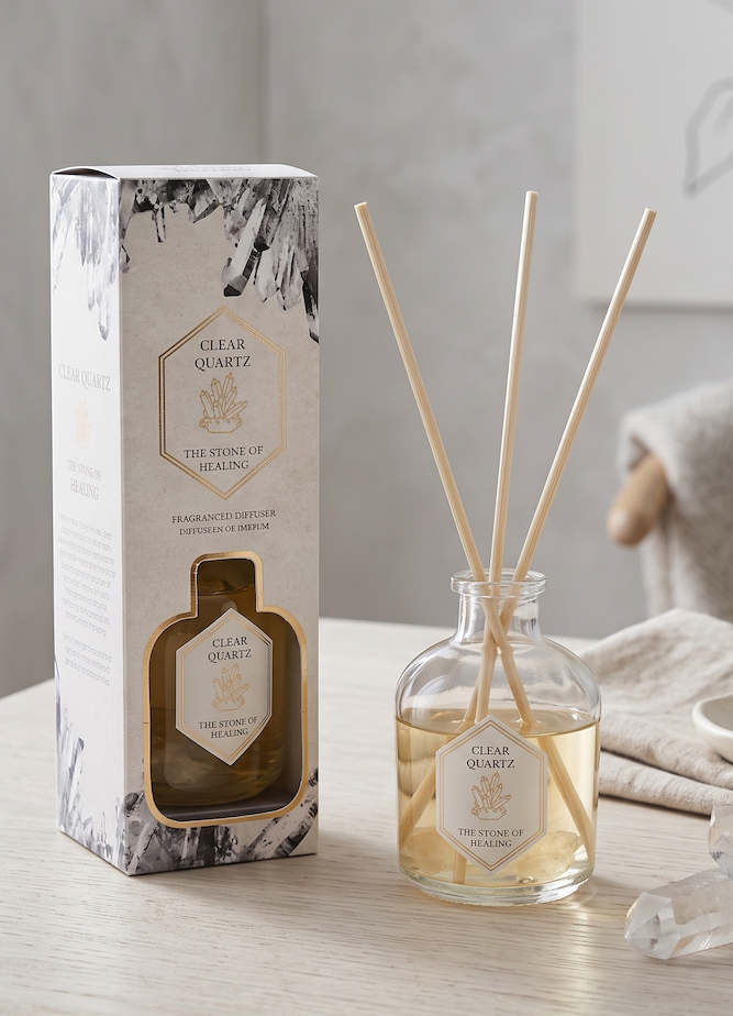 A premium clear quartz crystal reed diffuser provides a steady, uplifting stream of fresh linen fragrance to transform the sensory character of your home.