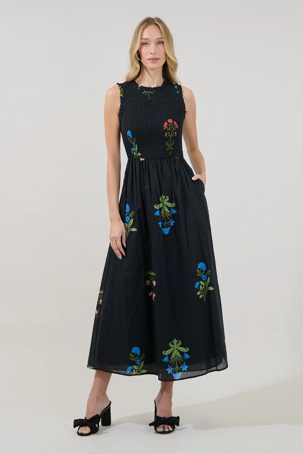 Image of Cecil Smocked Sleeveless Midi Dress Denory Floral