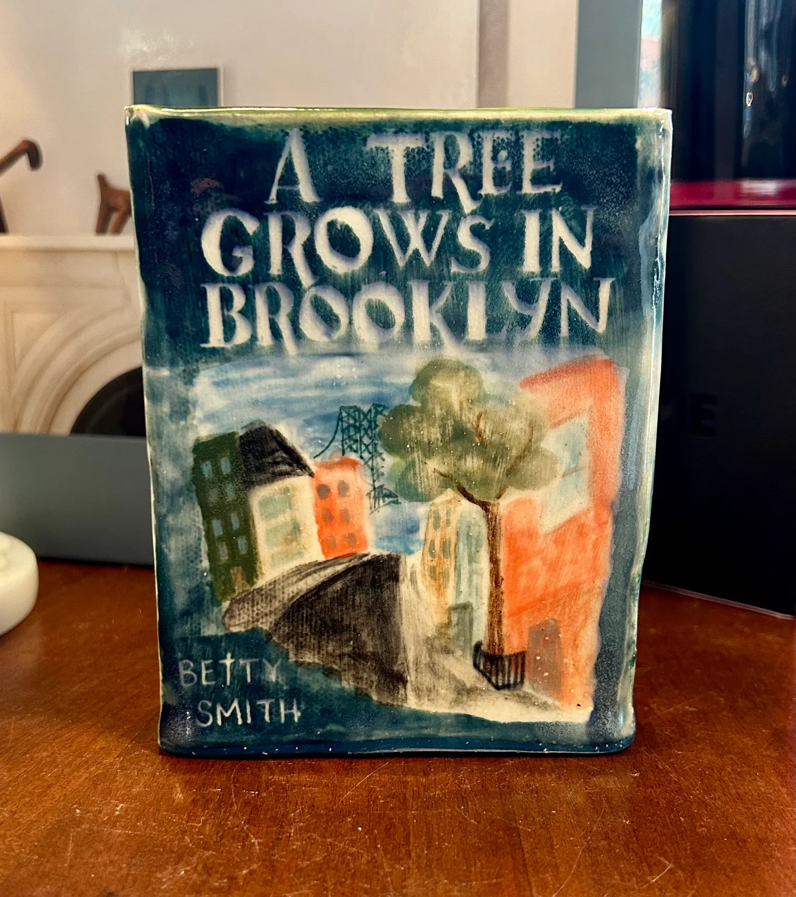 Image of A Tree Grows in Brooklyn Book Vase