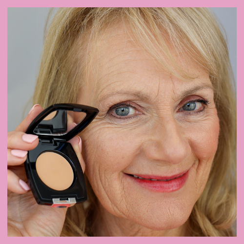 Brighten dark circles and cover blemishes with lightweight coverage that stays smooth and natura